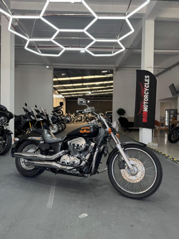 Honda Shadow 750 - Imagem 12