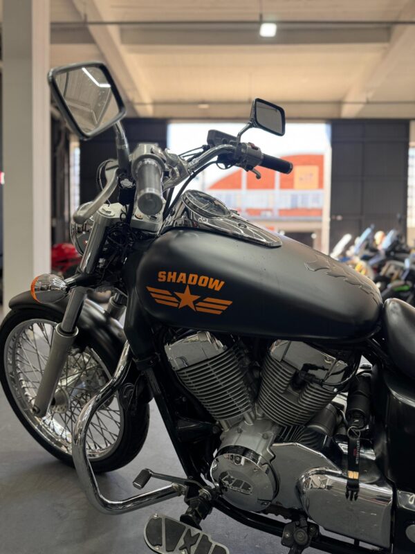 Honda Shadow 750 - Imagem 4
